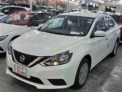 نیسان سێنترا